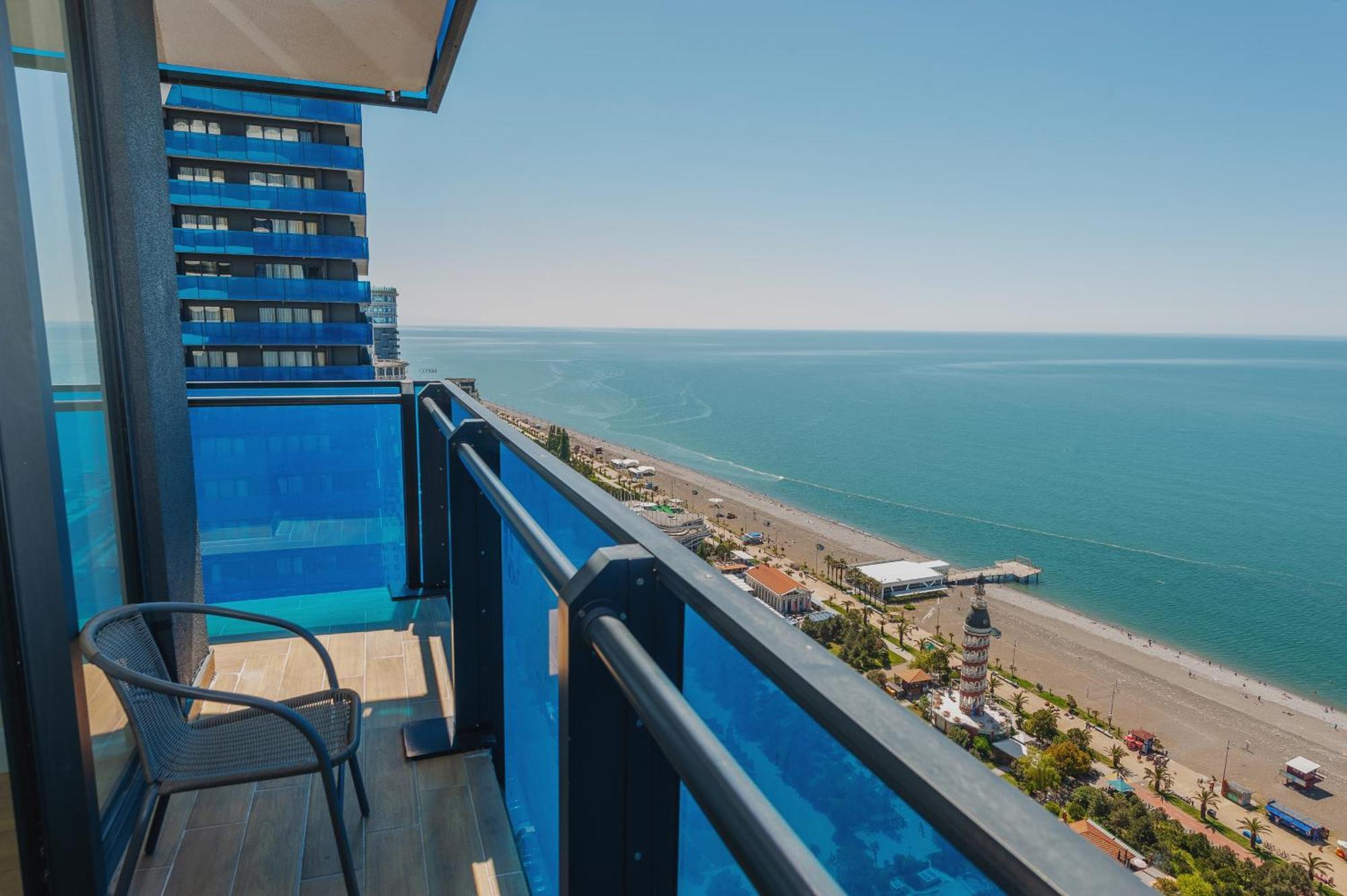 الشقق الفندقية باتوميفي  Orbi City Luxury Towers المظهر الخارجي الصورة