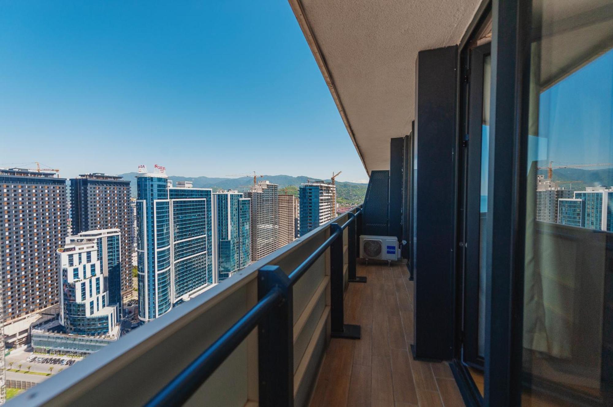 الشقق الفندقية باتوميفي  Orbi City Luxury Towers المظهر الخارجي الصورة